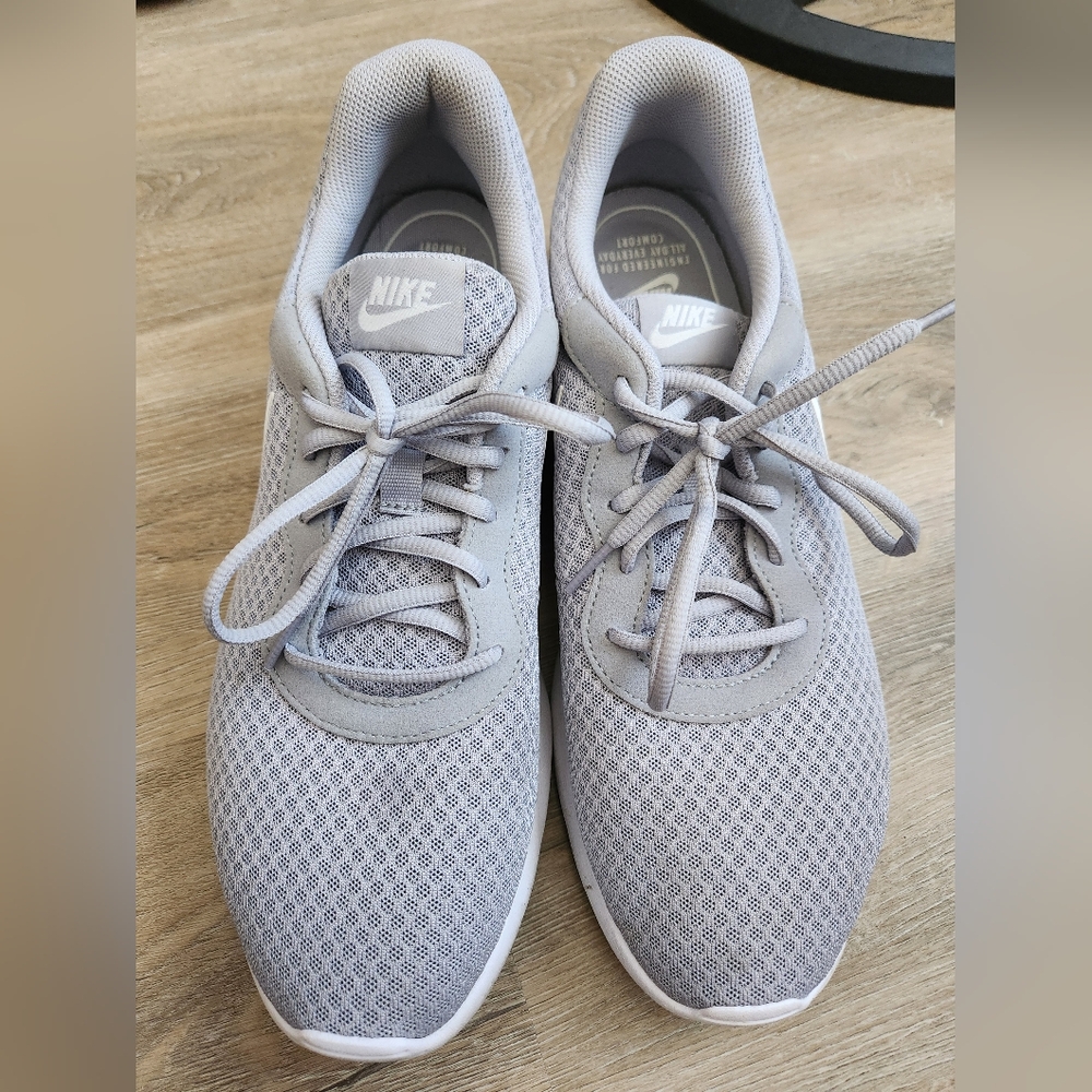 Nike Men's Tanjun